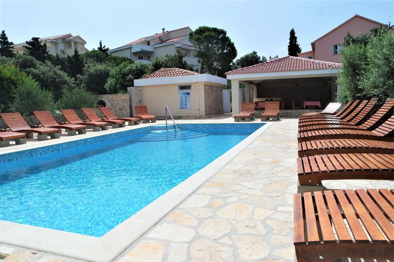 Lenka Apartments I Novalja Exterior foto